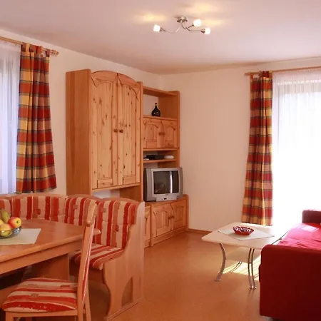 Dangl Gbr, Gaestehaus Sonnenhof - Inkl. Chiemgau Karte Apartman Bergen