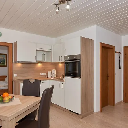 Dangl Gbr, Gaestehaus Sonnenhof - Inkl. Chiemgau Karte Lejlighed Bergen (Traunstein)